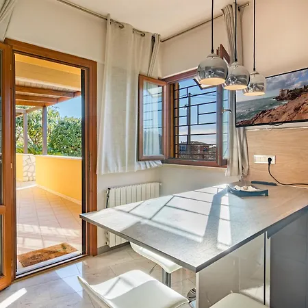 Villa Mareli - Magnifica Con Piscina