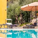 Mareli - Magnifica Con Piscina Villa