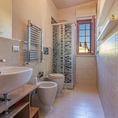 Villa Mareli - Magnifica Con Piscina Livorno