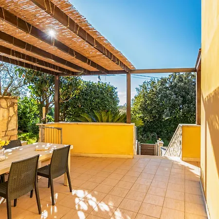 Mareli - Magnifica Con Piscina Villa Livorno
