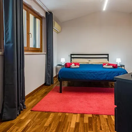 Mareli - Magnifica Con Piscina Villa Livorno